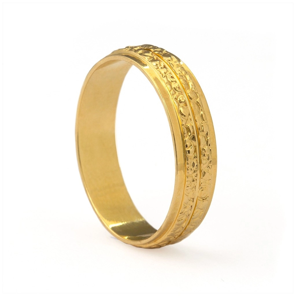 Aliança de Ouro 18K com Friso Duplo Trabalhado