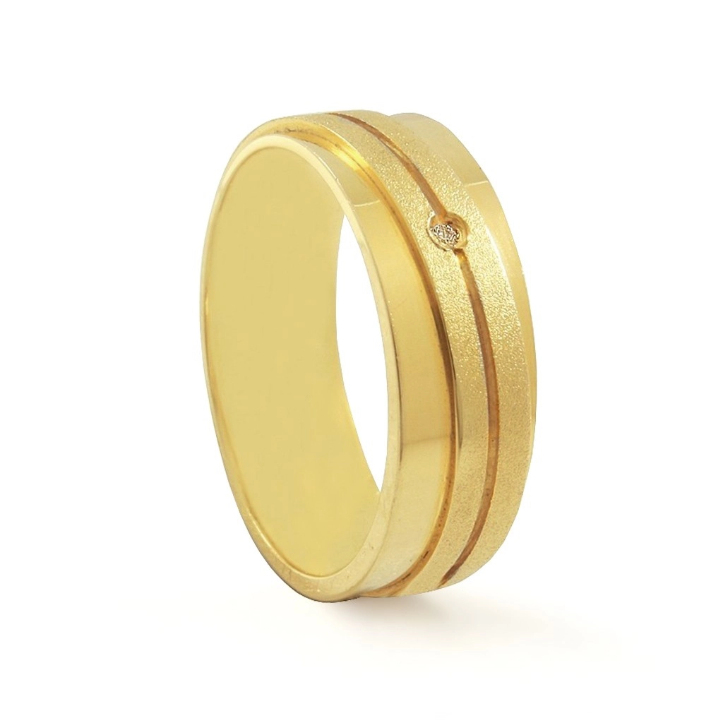 Aliança de Ouro 18K com Friso Fosco com um Brilhante