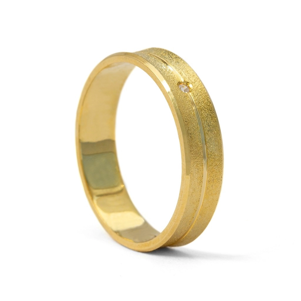 Aliança de Ouro Fosca com Friso Polido e Brilhante