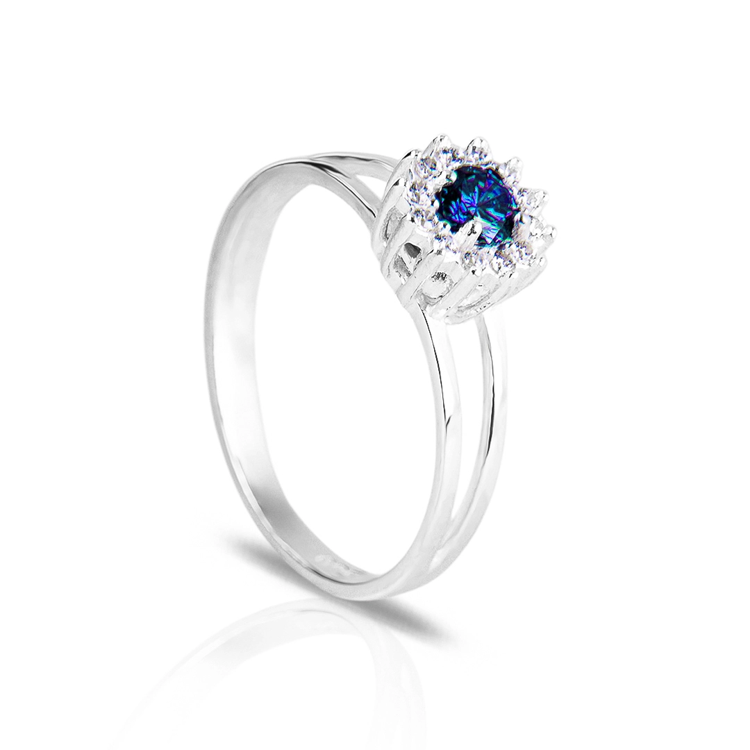 Anel De Formatura Em Prata Com Zircônia Safira Redonda E Zircônias Cristal