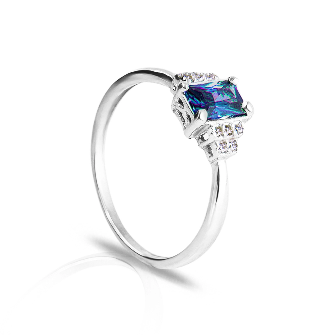 Anel De Formatura Em Prata Com Zircônia Safira Retangular E Zircônias Cristal