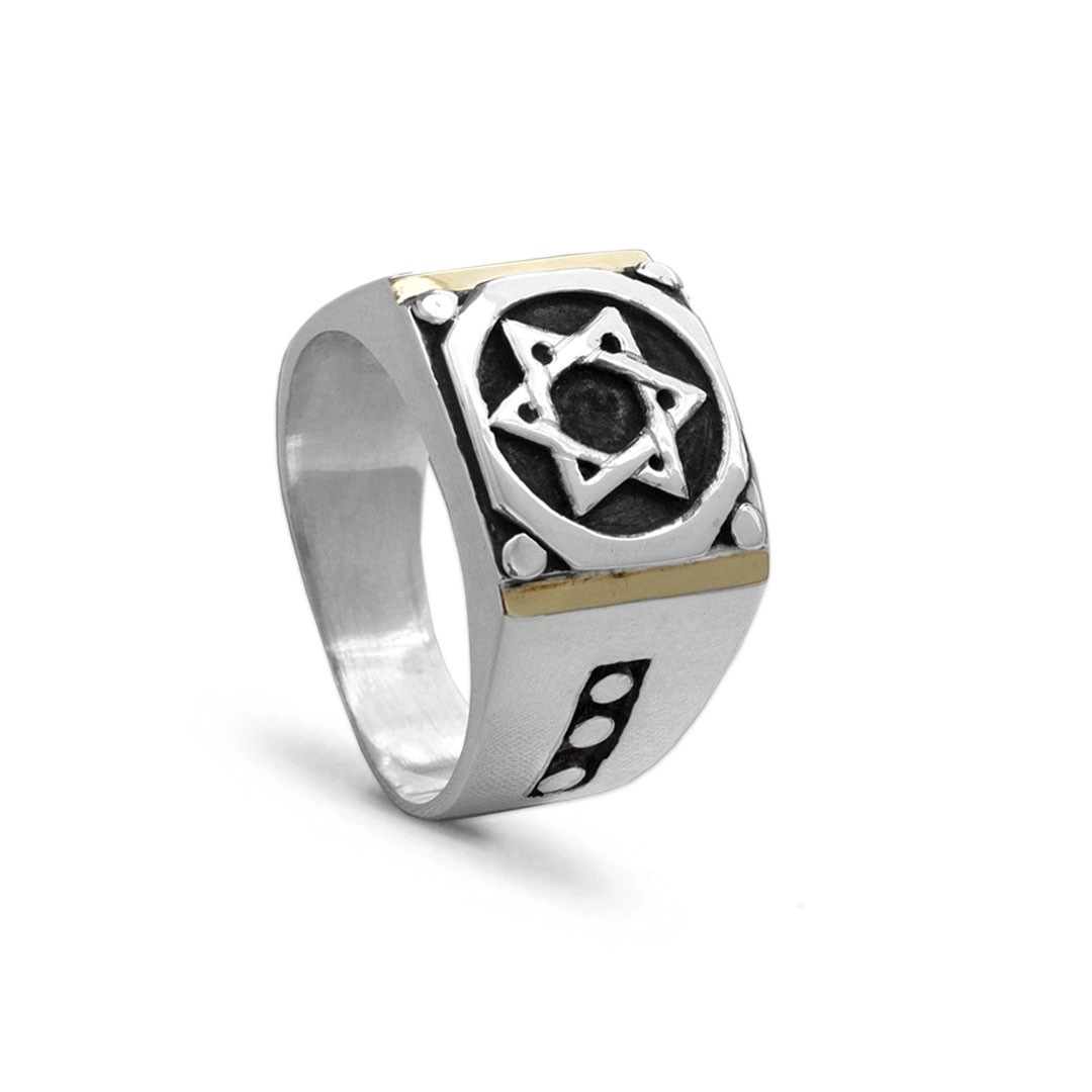 Anel em Prata Classic Estrela de Davi com Aplique em Ouro e Acabamento Envelhecido