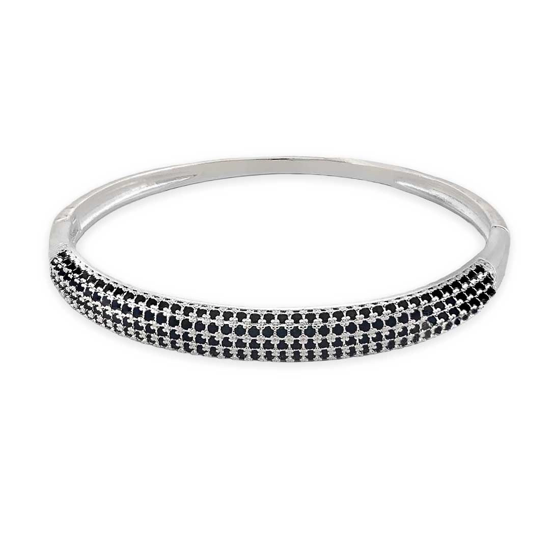 Bracelete Em Prata Leve Espelhado Com Zircônias Ônix