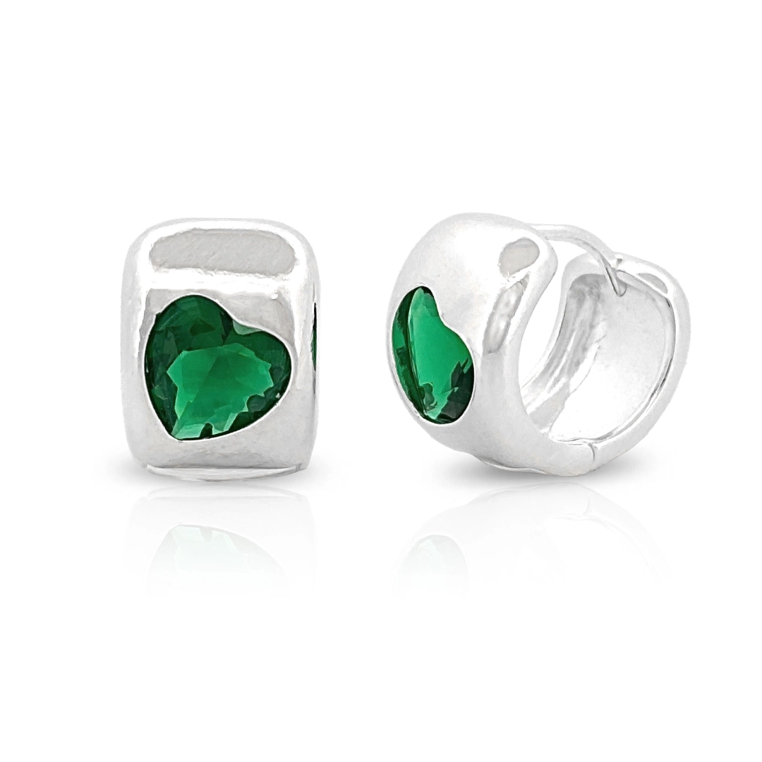 Brinco De Prata Leve Argola Clic com Zircônia Coração Esmeralda