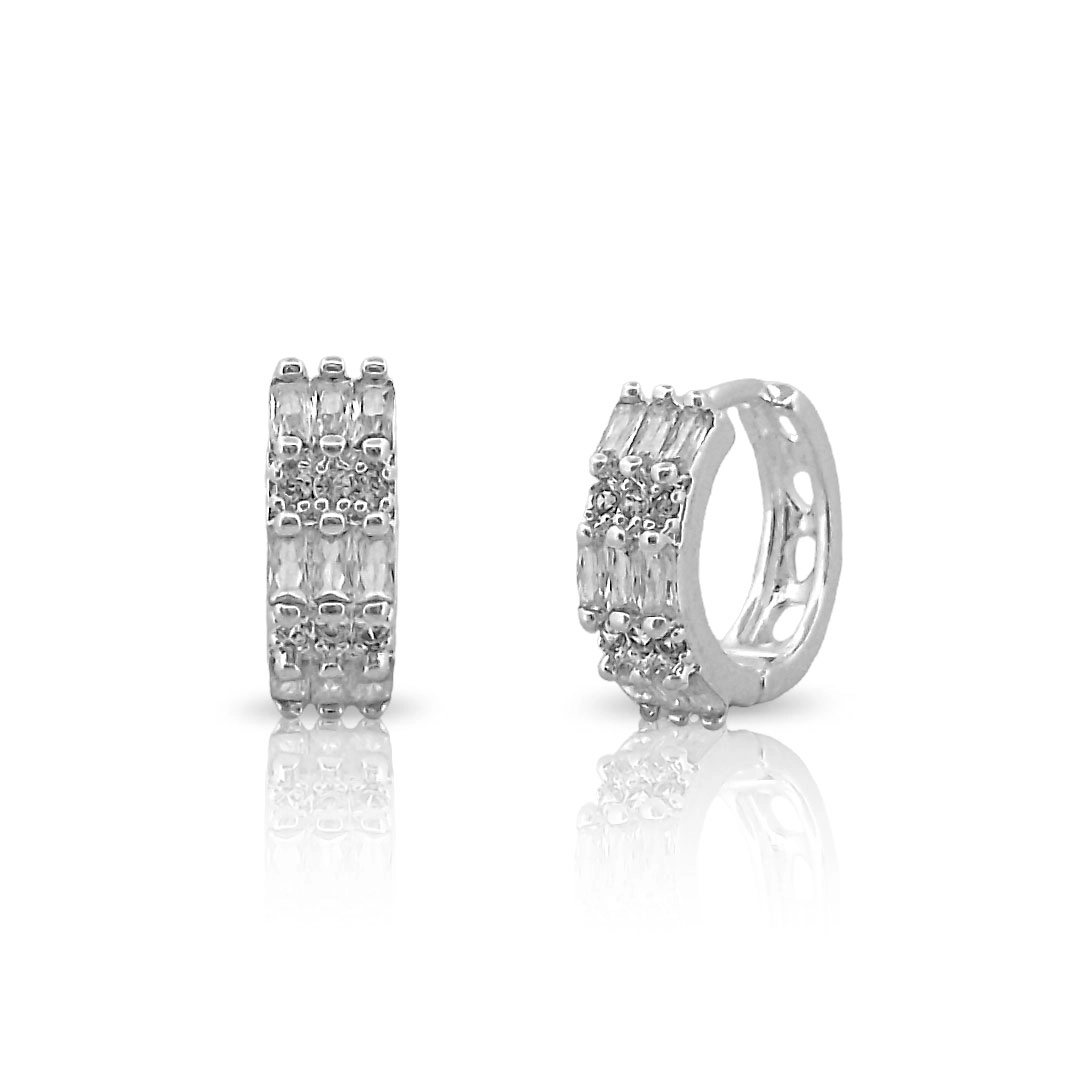 Brinco de Prata Leve Argola Clic com Zircônia Cristal Retangular