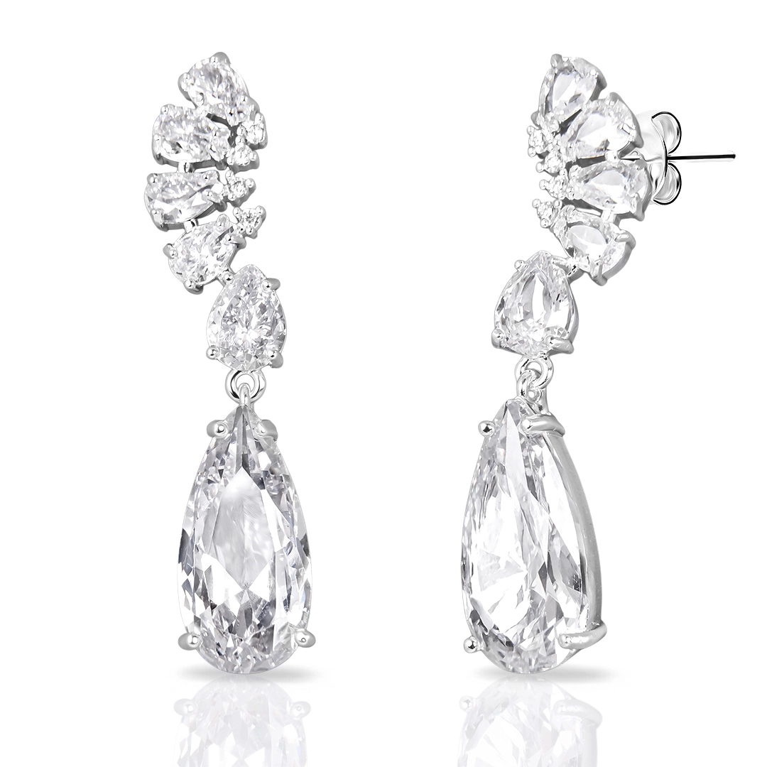 Brinco de Prata Leve Linha Festa Trabalhado Com Gota E Zircônia Cristal  