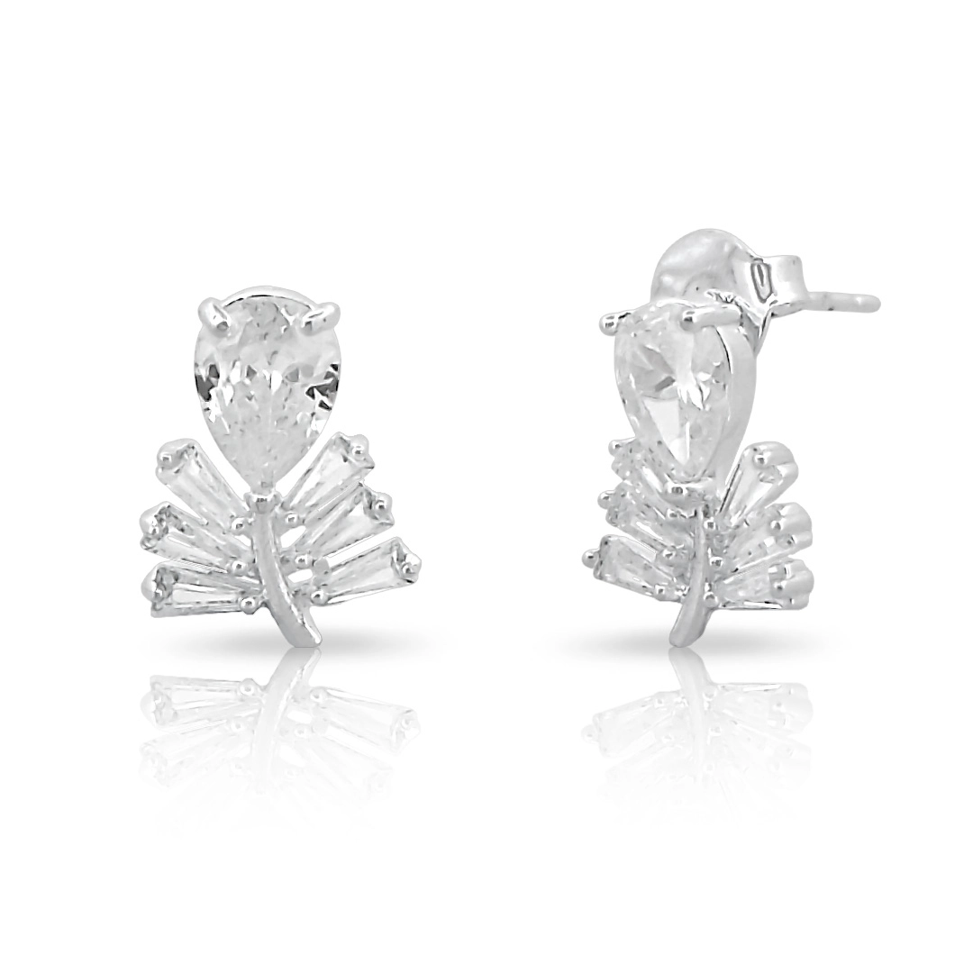Brinco de Prata Leve Top Gota Com Zircônia Cristal Retangular
